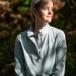 EMS Women's Long-Sleeve Essence Peak Quarter-Zip Technical Top -Columba Clothing Shop 2066001 006 alt2