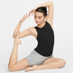 NIKE Women's Yoga Ruche Tank -Columba Clothing Shop 2068182 001 alt7