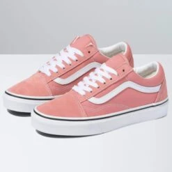 VANS Women's Old Skool Shoes -Columba Clothing Shop 2080511 606 alt2