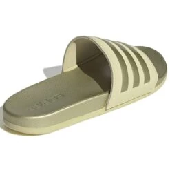 ADIDAS Adilette Comfort Slides -Columba Clothing Shop 2081684 108 alt3