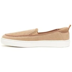ROCKET DOG Women's Savvy Corduroy Slip-On Shoes -Columba Clothing Shop 2084505 105 alt2
