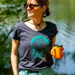 EMS Women's Tree Of Life Short-Sleeve Graphic Tee -Columba Clothing Shop 2086725 001 alt2